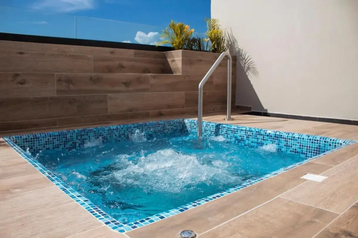 George Luxury Condo Playa del Carmen Apartmán